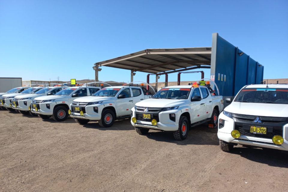 40 unidades de Mitsubishi New L200