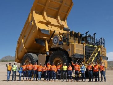 Camión eléctrico a baterías Caterpillar