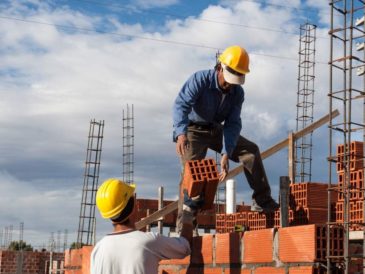 Construcción podría recuperarse solo si se toman medidas gubernamentales