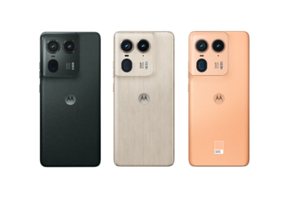 Motorola presenta los primeros smartphones del mundo